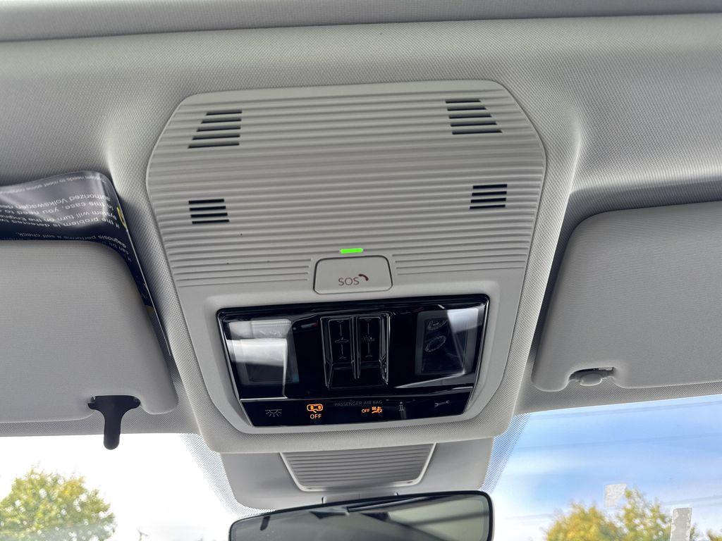 new 2025 Volkswagen Tiguan car, priced at $34,586