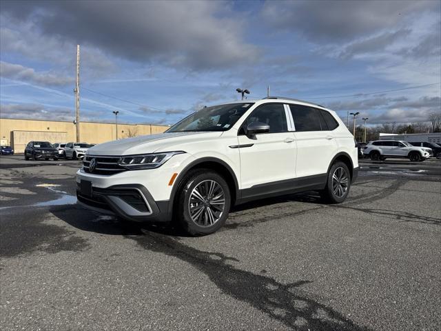 new 2024 Volkswagen Tiguan car, priced at $33,051