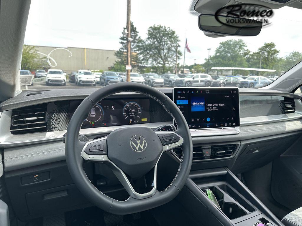 new 2025 Volkswagen Tiguan car, priced at $36,178