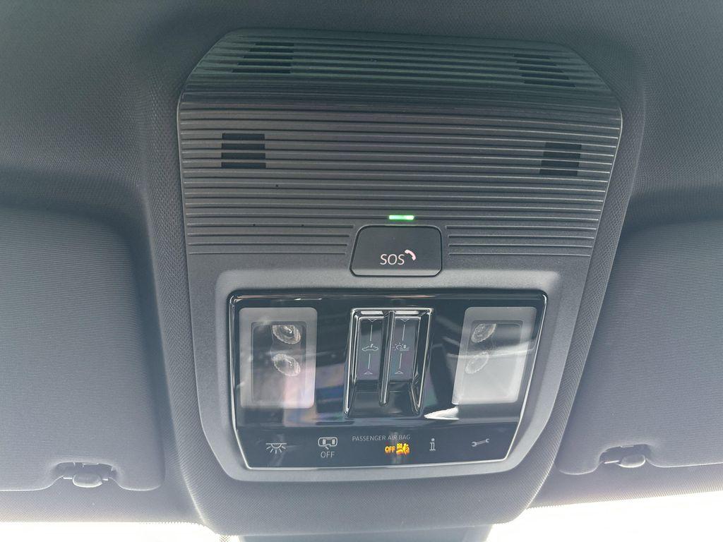 new 2025 Volkswagen Atlas Cross Sport car, priced at $47,571