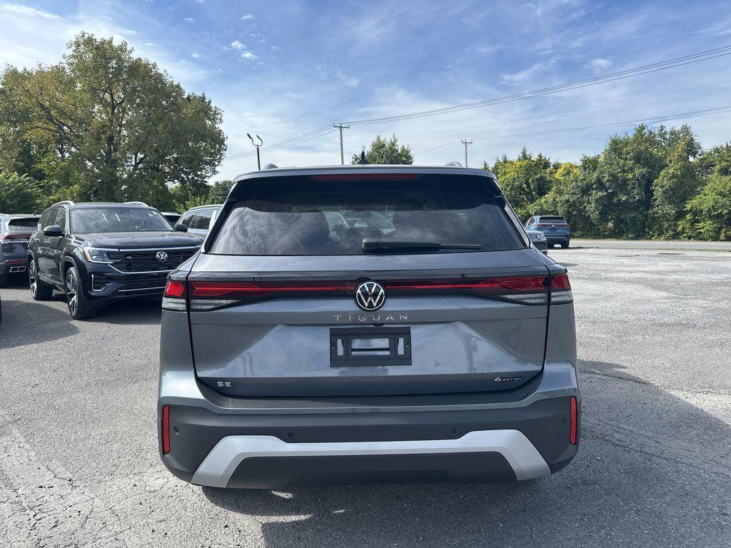 new 2025 Volkswagen Tiguan car, priced at $34,871