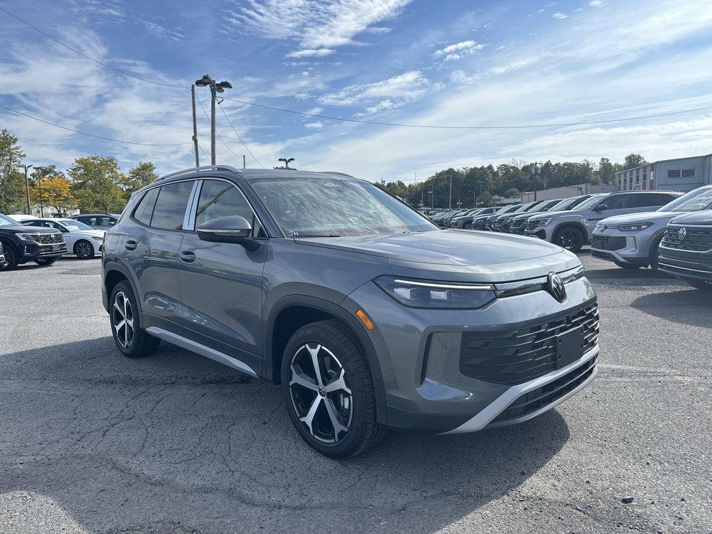 new 2025 Volkswagen Tiguan car, priced at $34,871