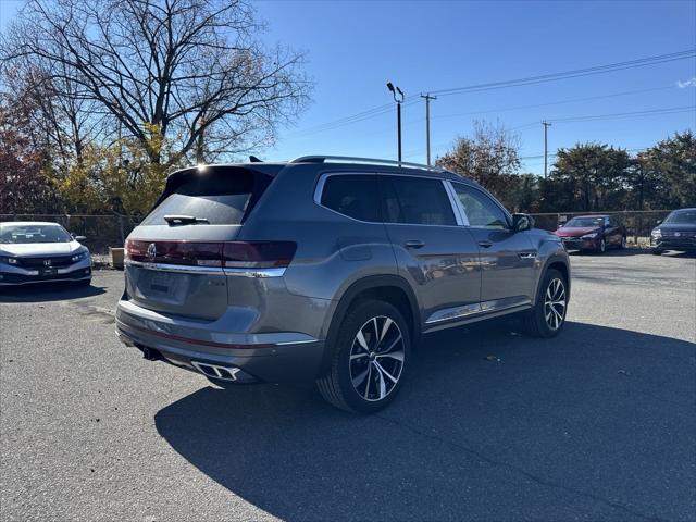 new 2025 Volkswagen Atlas car, priced at $52,565