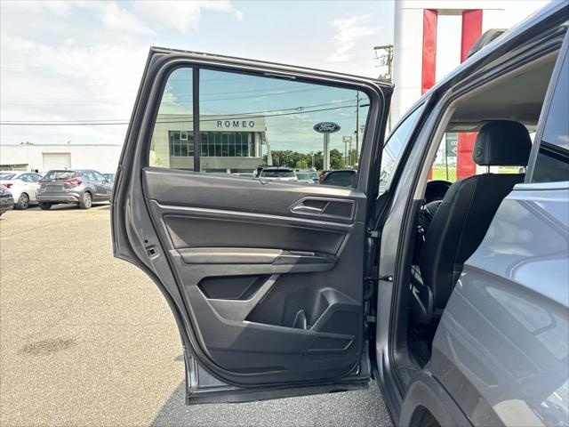 used 2019 Volkswagen Atlas car, priced at $15,555