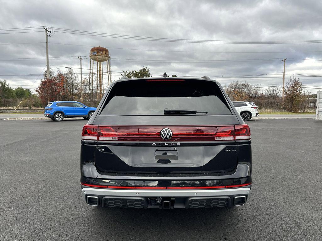 new 2026 Volkswagen Atlas car, priced at $47,618