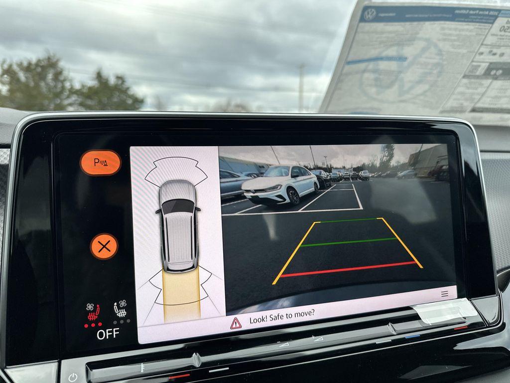 new 2026 Volkswagen Atlas car, priced at $47,618