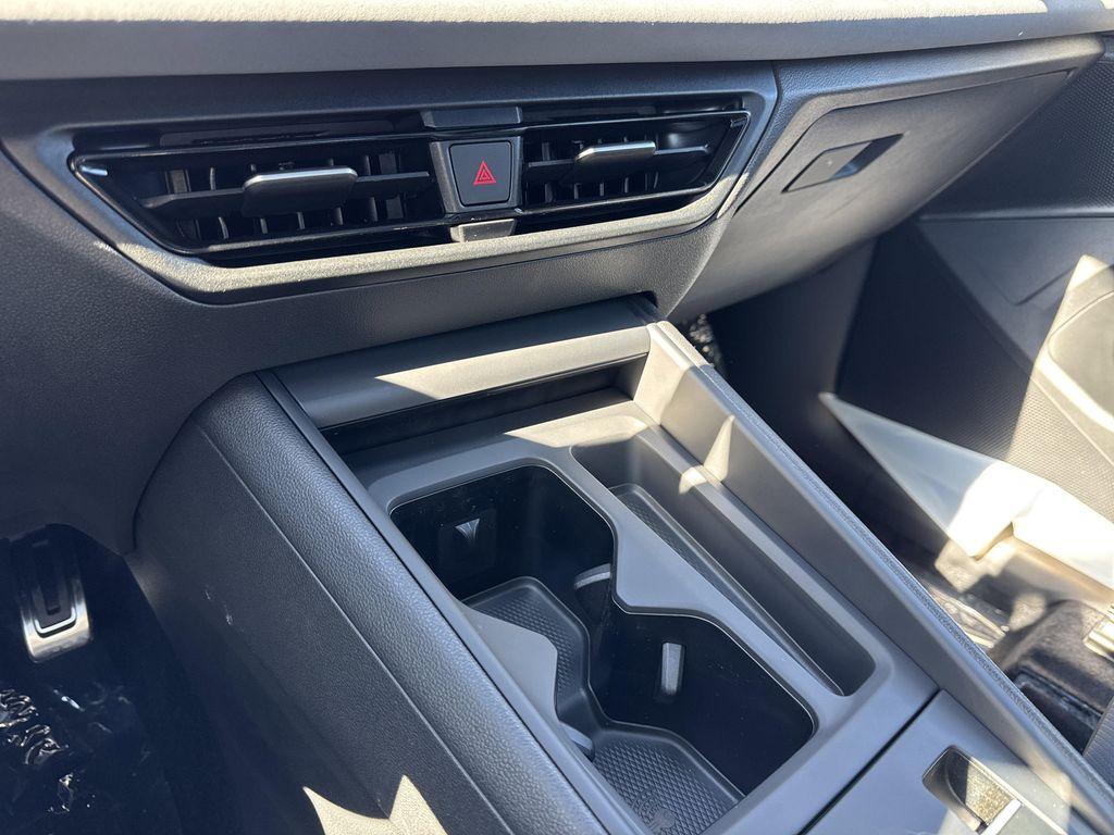 new 2025 Volkswagen Tiguan car, priced at $37,702