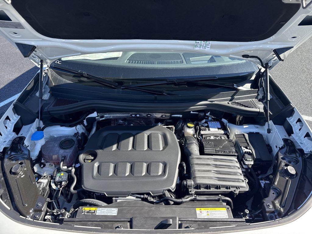 new 2025 Volkswagen Tiguan car, priced at $37,702