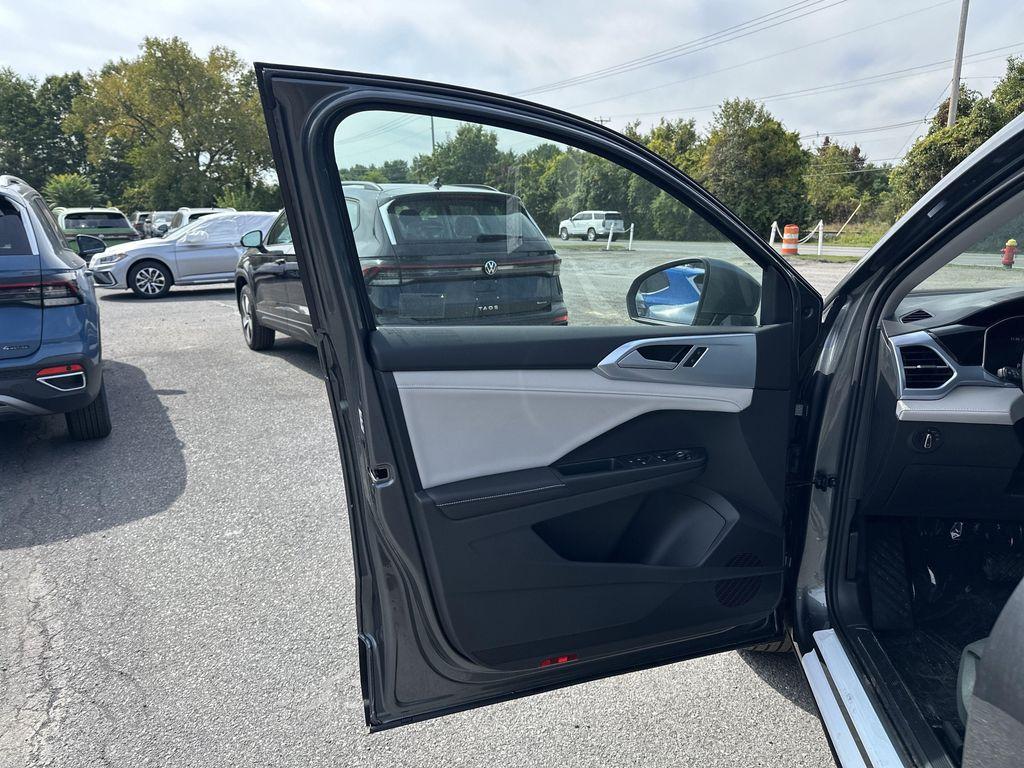 new 2025 Volkswagen Taos car, priced at $28,732
