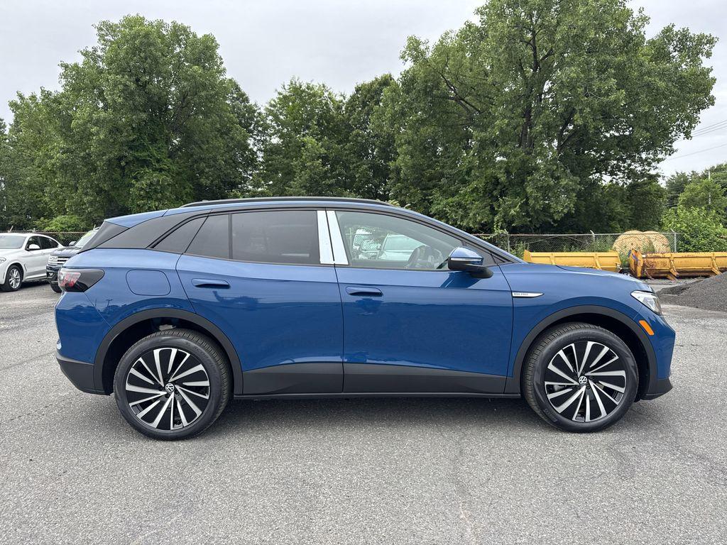 new 2025 Volkswagen ID.4 car, priced at $46,079
