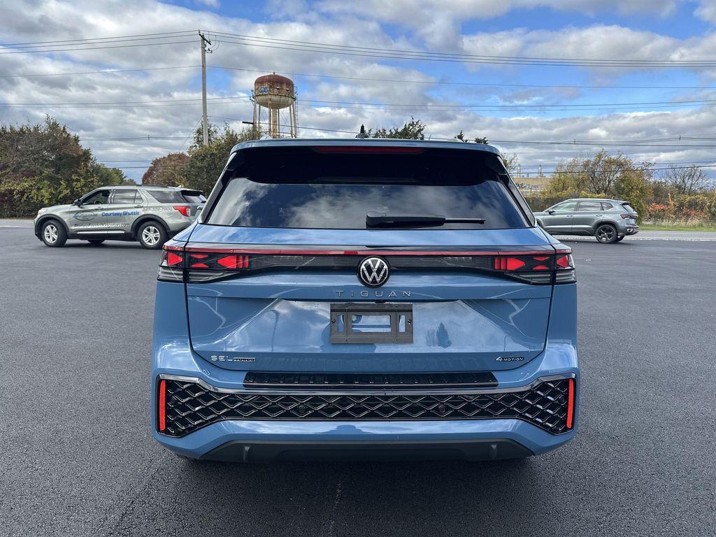 new 2026 Volkswagen Tiguan car, priced at $44,707
