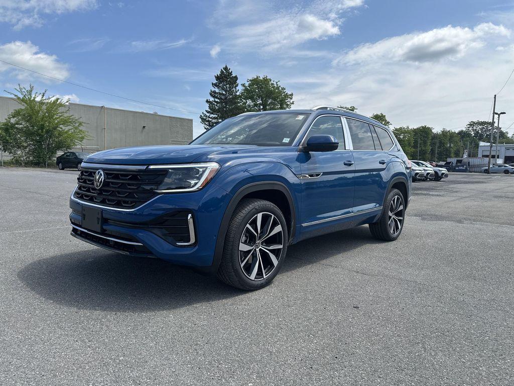 new 2025 Volkswagen Atlas car, priced at $50,636