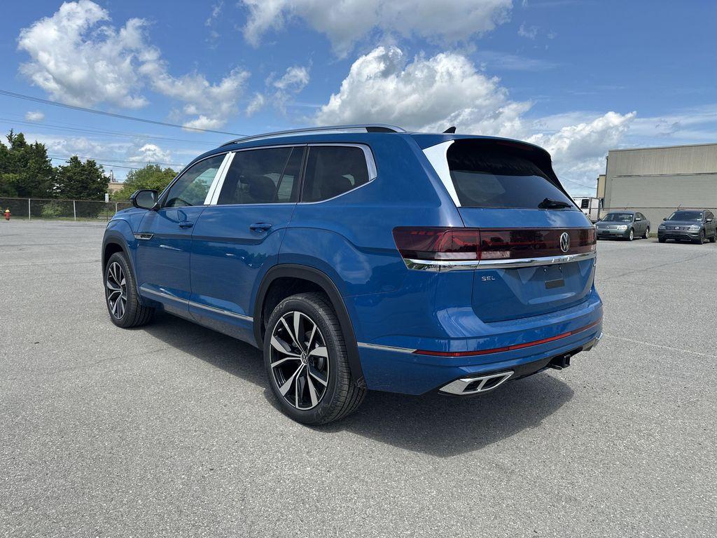 new 2025 Volkswagen Atlas car, priced at $50,636