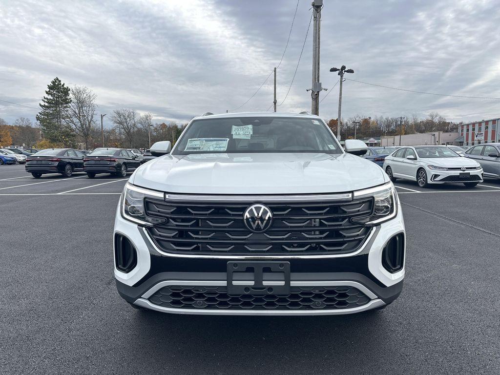new 2026 Volkswagen Atlas Cross Sport car, priced at $40,772