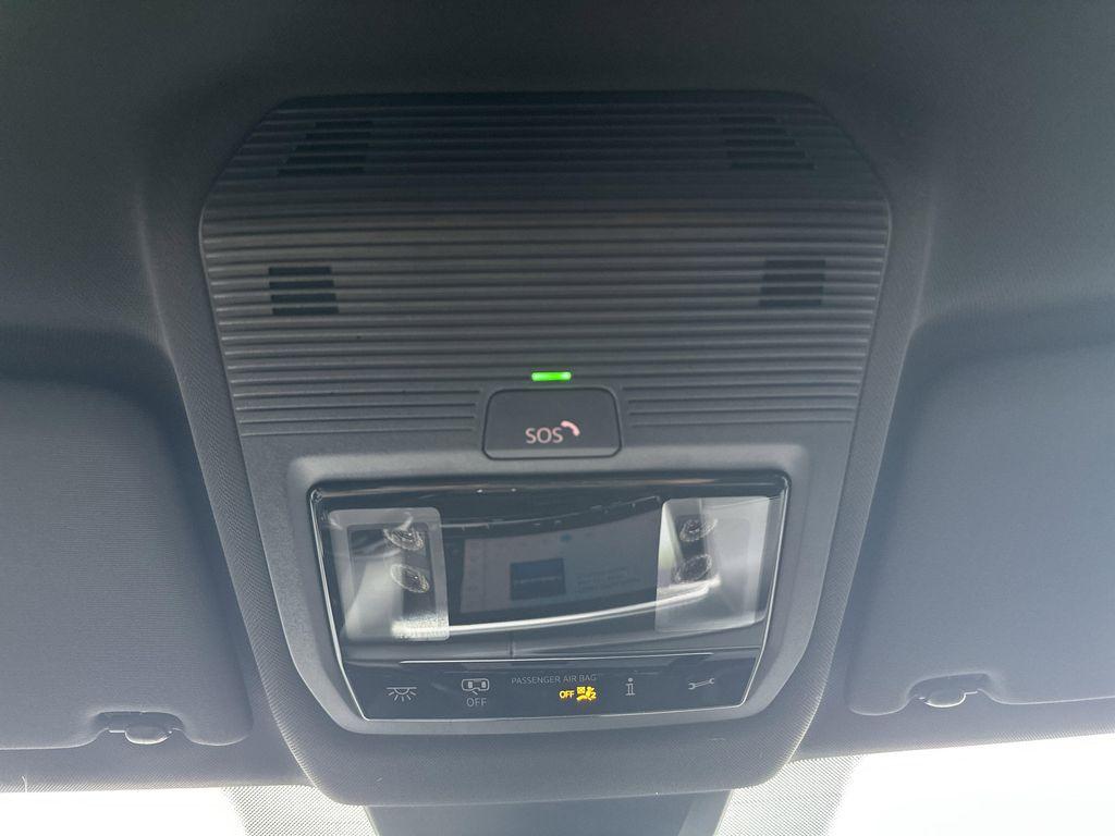 new 2026 Volkswagen Atlas Cross Sport car, priced at $40,772