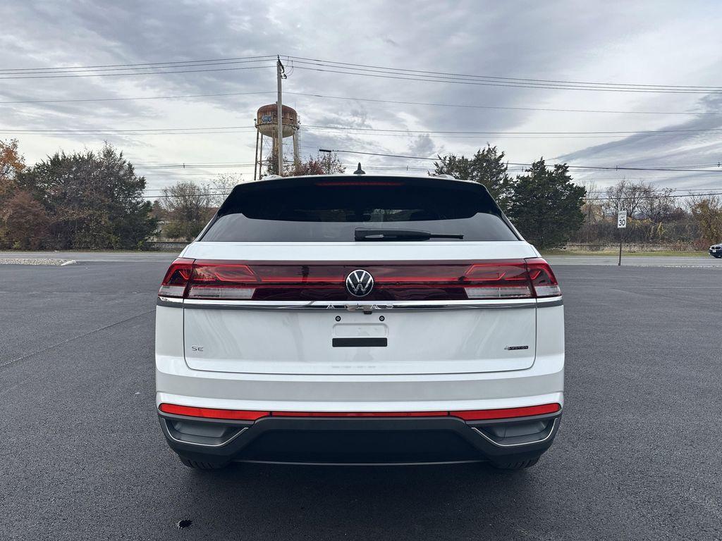 new 2026 Volkswagen Atlas Cross Sport car, priced at $40,772
