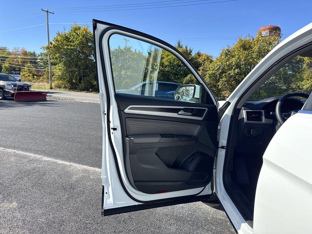used 2023 Volkswagen Atlas car, priced at $31,595