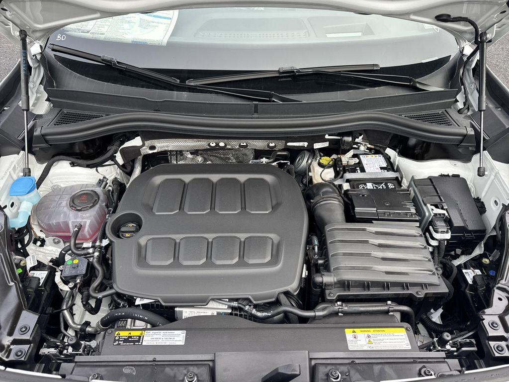 new 2025 Volkswagen Tiguan car, priced at $37,702