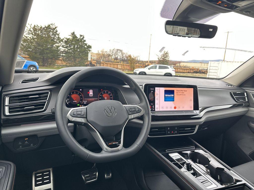 new 2026 Volkswagen Atlas car, priced at $47,378
