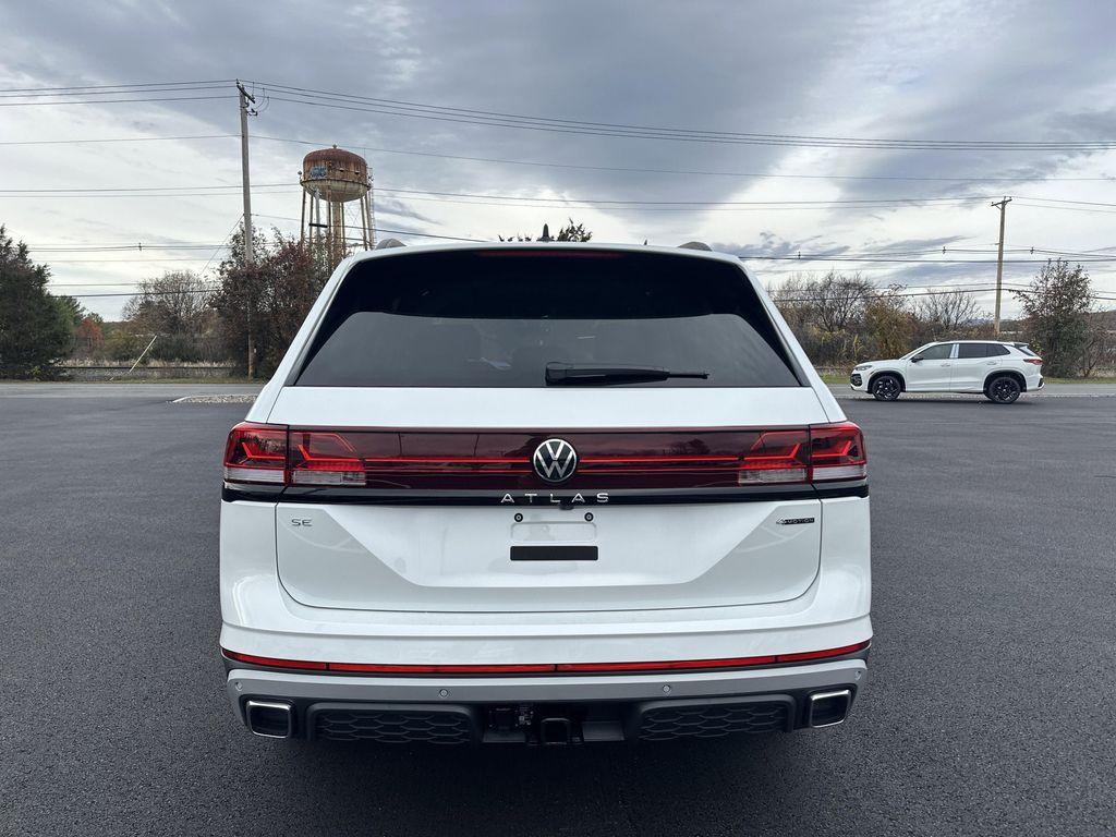 new 2026 Volkswagen Atlas car, priced at $47,378