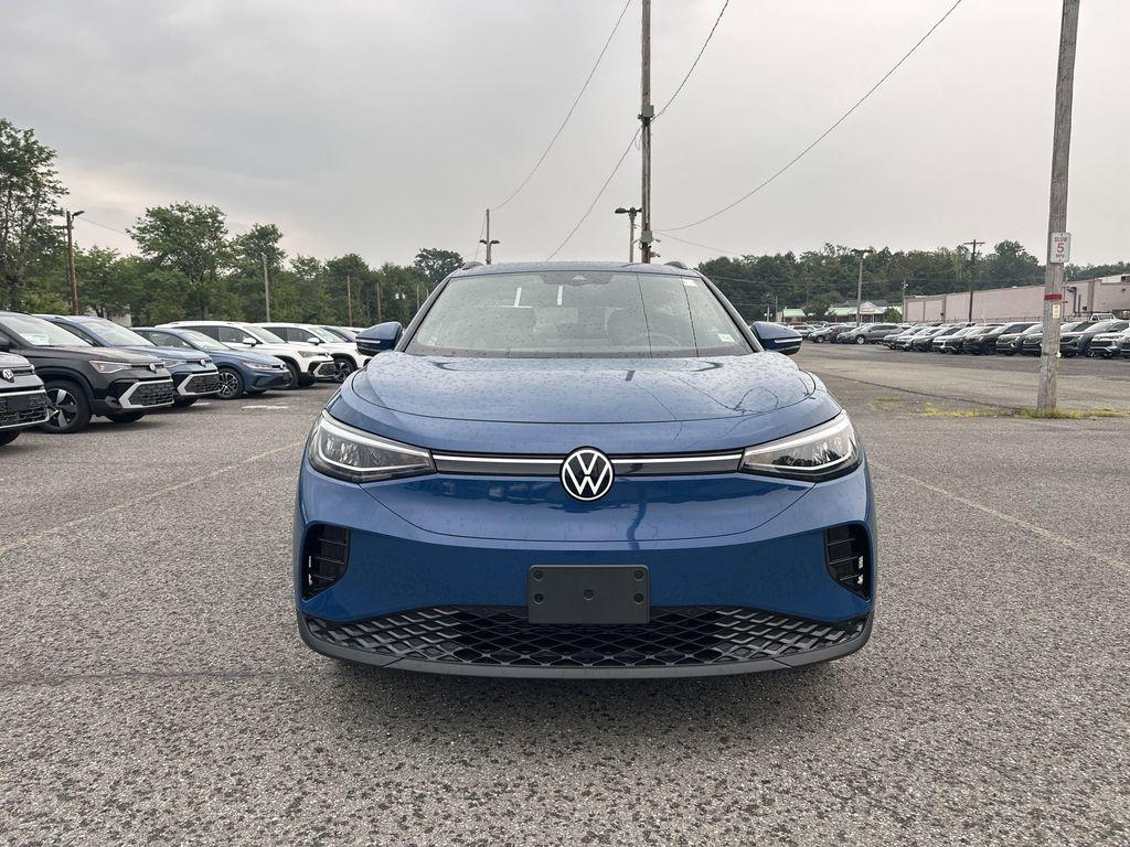 new 2025 Volkswagen ID.4 car, priced at $42,804