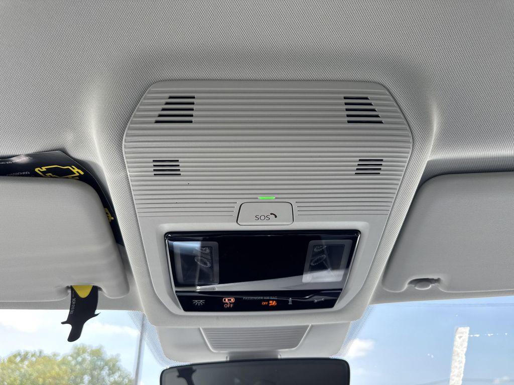 new 2025 Volkswagen Tiguan car, priced at $33,671