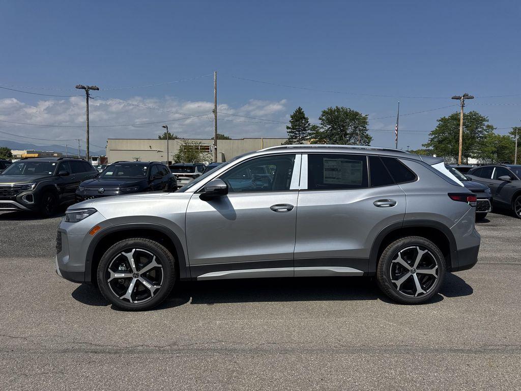 new 2025 Volkswagen Tiguan car, priced at $33,671