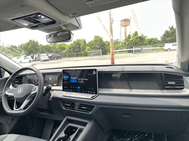new 2025 Volkswagen Tiguan car, priced at $35,621