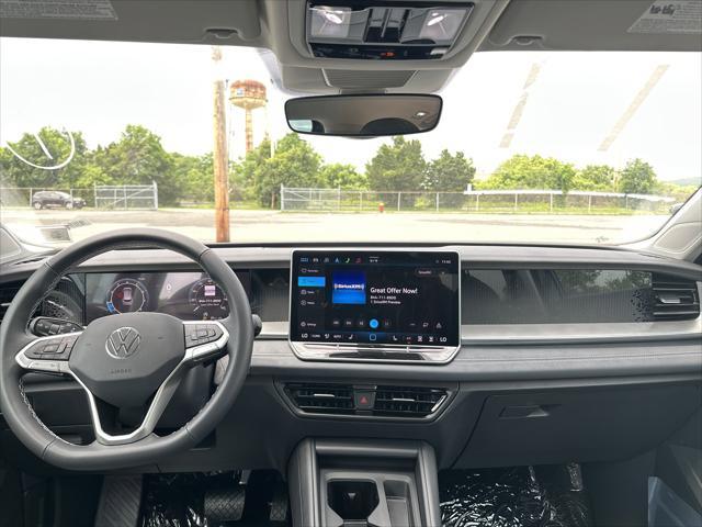 new 2025 Volkswagen Tiguan car, priced at $35,621