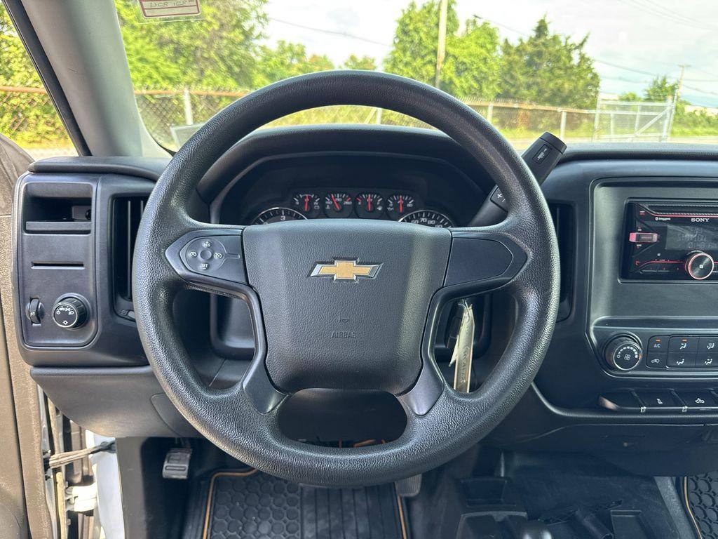 used 2014 Chevrolet Silverado 1500 car, priced at $15,495