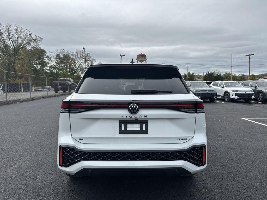new 2025 Volkswagen Tiguan car, priced at $37,396