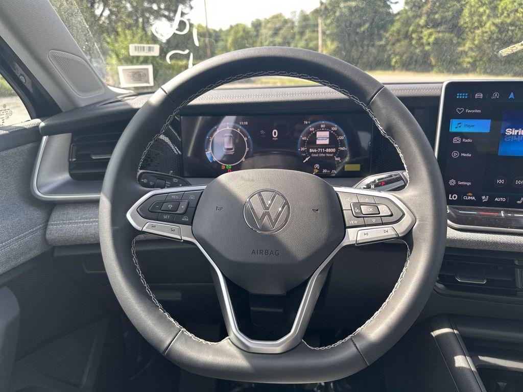new 2025 Volkswagen Tiguan car, priced at $32,535