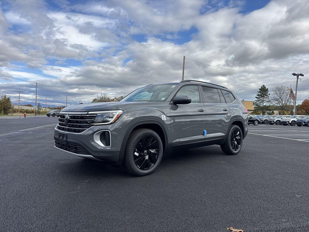 new 2026 Volkswagen Atlas car, priced at $47,870