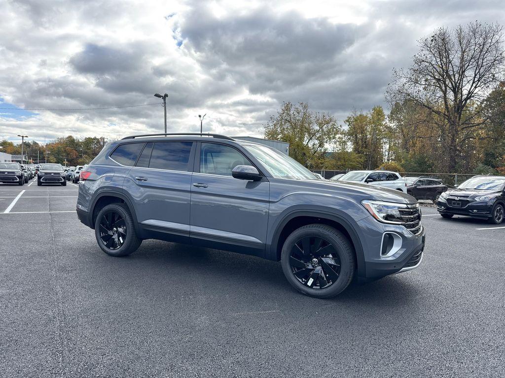 new 2026 Volkswagen Atlas car, priced at $47,870