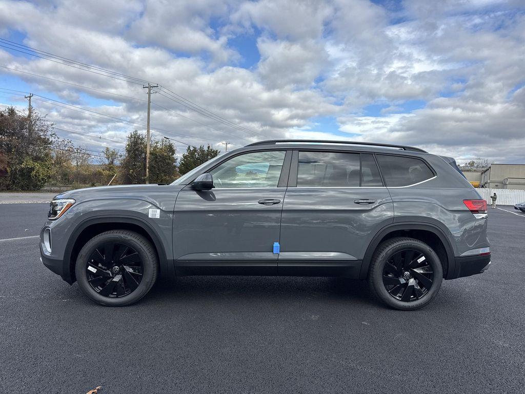 new 2026 Volkswagen Atlas car, priced at $47,870