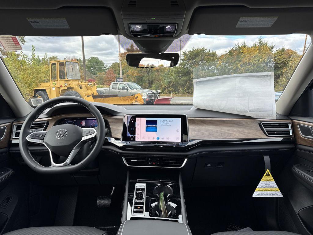 new 2026 Volkswagen Atlas car, priced at $47,870