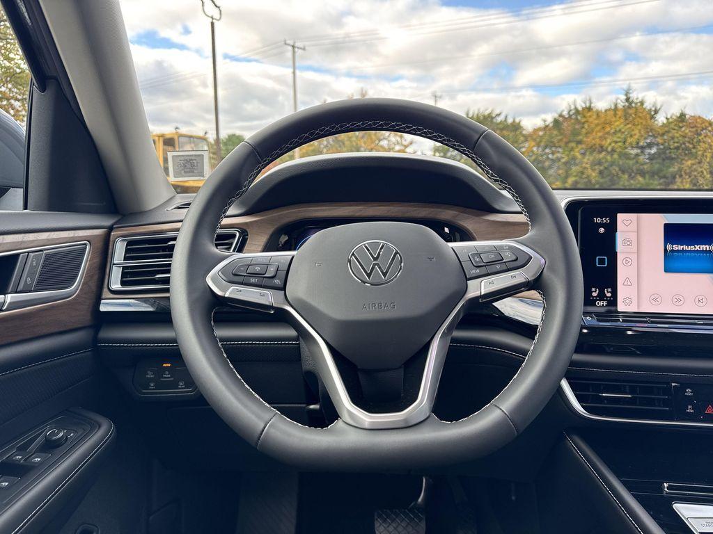 new 2026 Volkswagen Atlas car, priced at $47,870