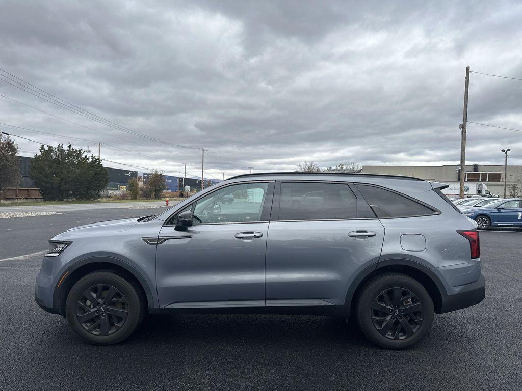 used 2021 Kia Sorento car, priced at $22,995