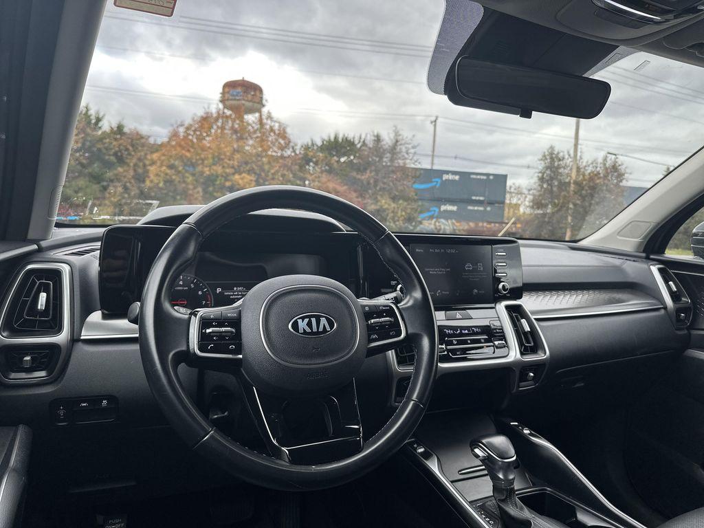 used 2021 Kia Sorento car, priced at $22,995