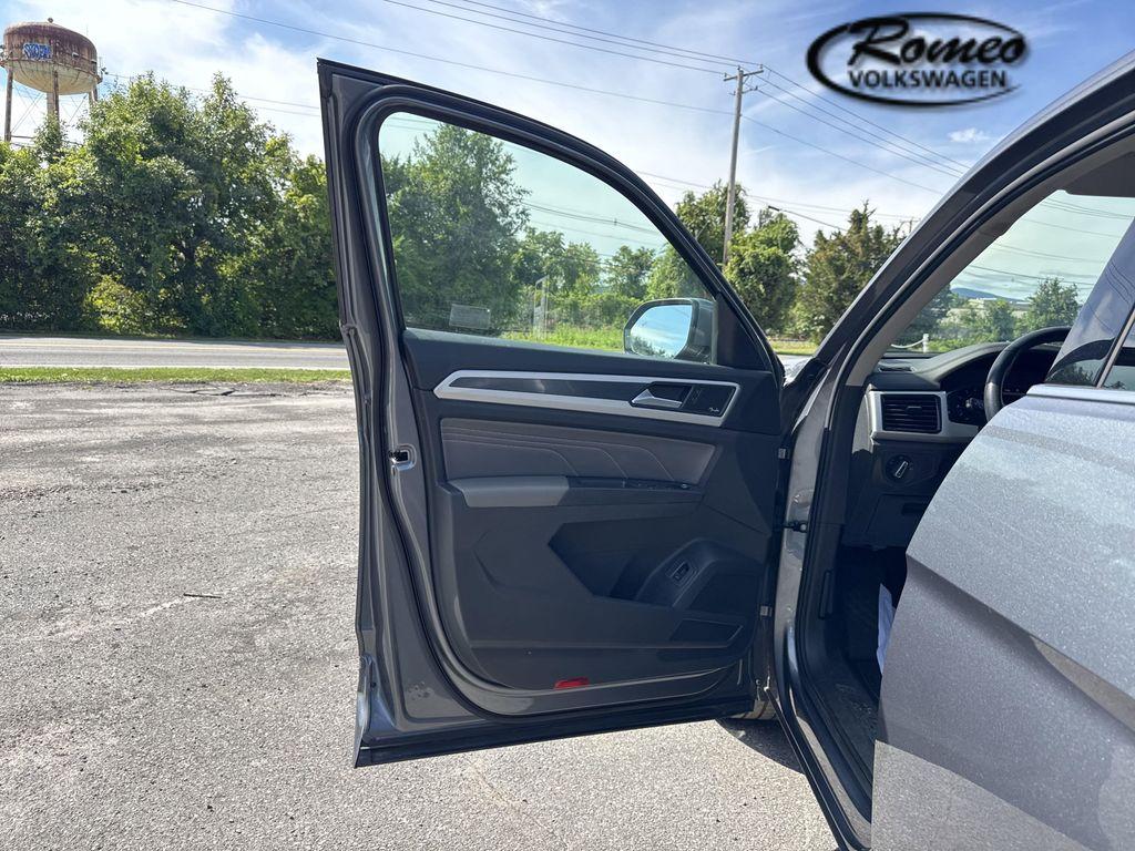 used 2022 Volkswagen Atlas car, priced at $36,495