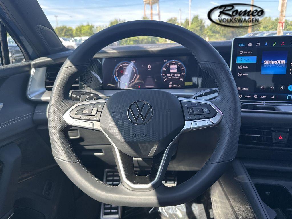 new 2025 Volkswagen Tiguan car, priced at $38,106