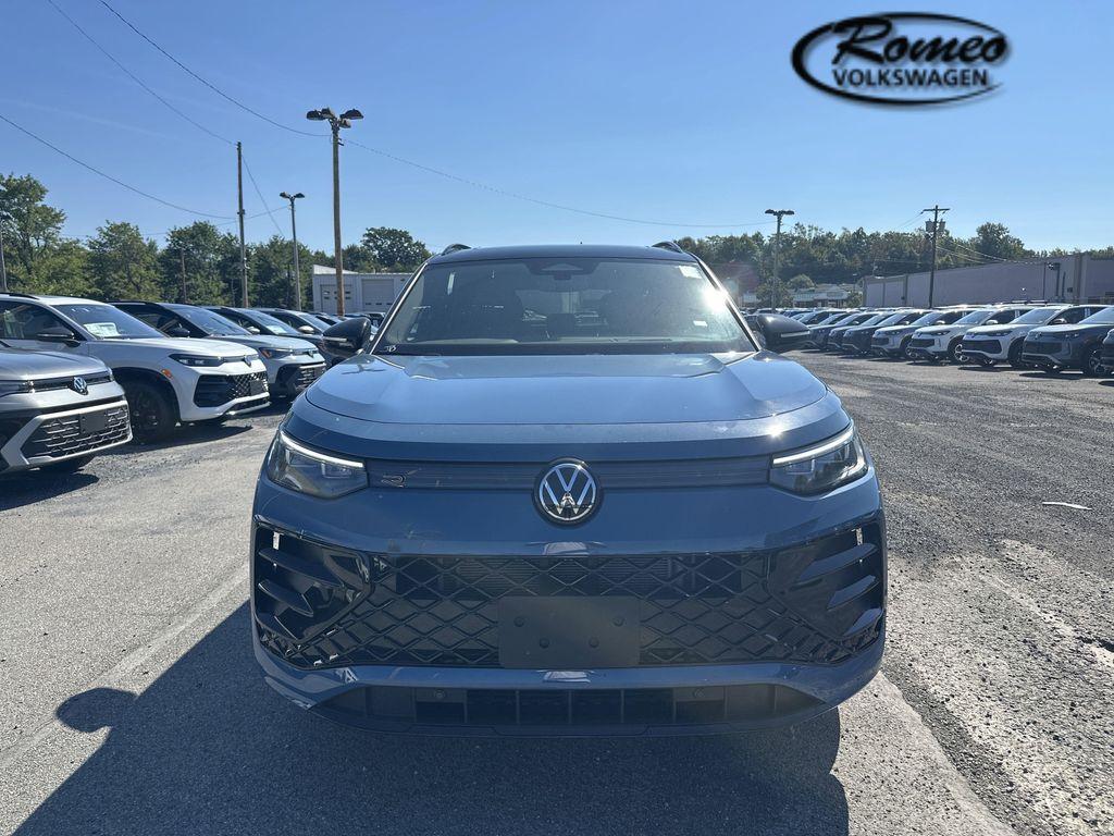new 2025 Volkswagen Tiguan car, priced at $38,106