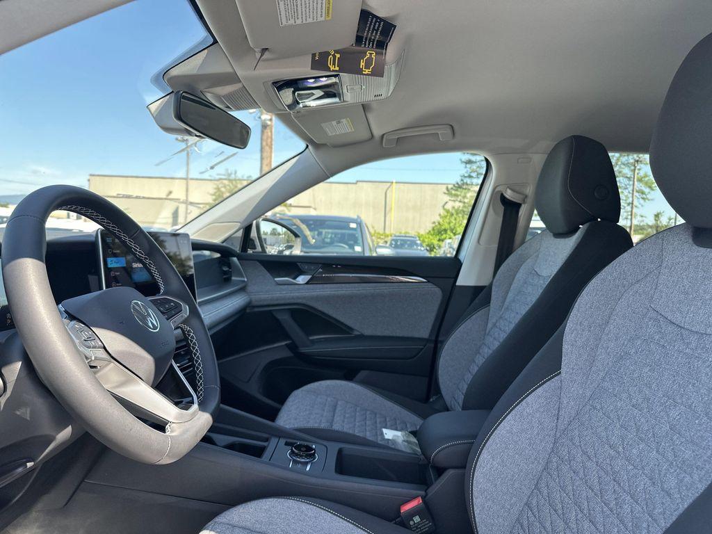 new 2025 Volkswagen Tiguan car, priced at $31,171