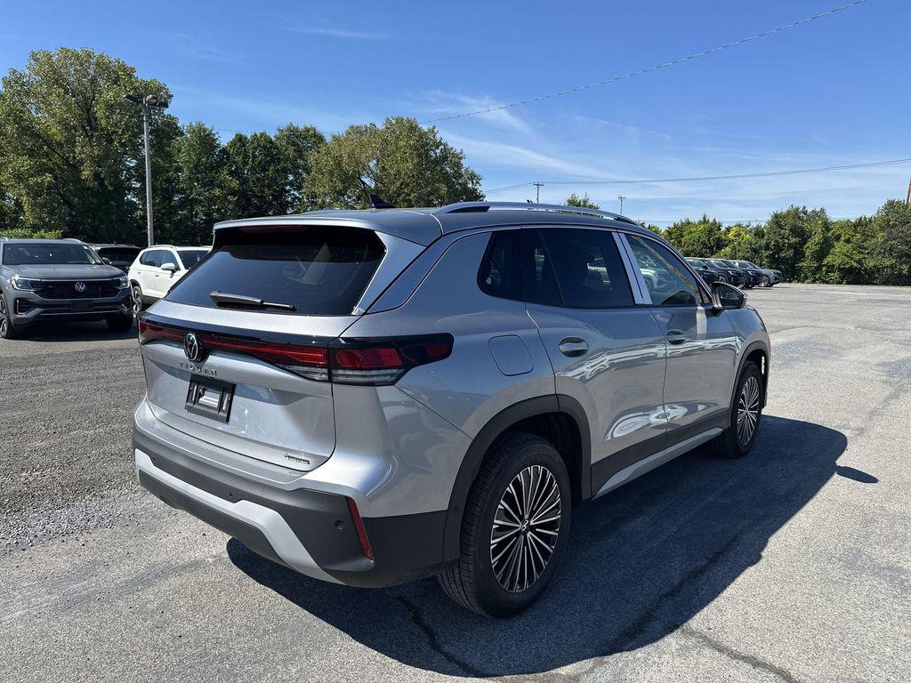 new 2025 Volkswagen Tiguan car, priced at $31,171