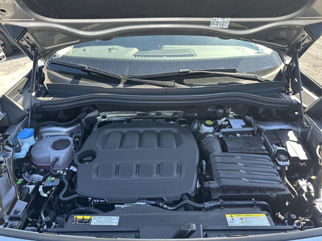 new 2025 Volkswagen Tiguan car, priced at $31,171