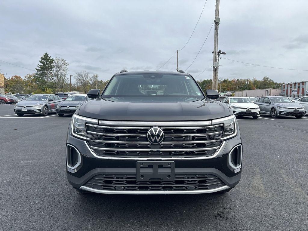 new 2026 Volkswagen Atlas car, priced at $40,329