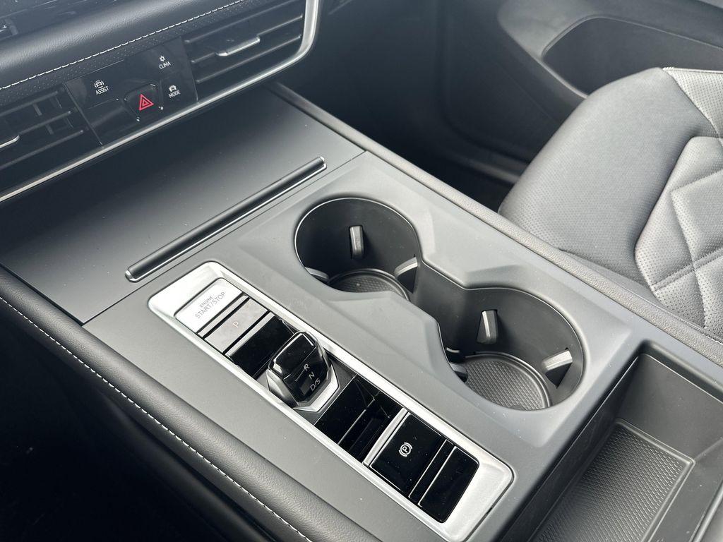 new 2026 Volkswagen Atlas car, priced at $40,329