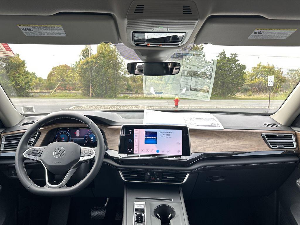 new 2026 Volkswagen Atlas car, priced at $40,329