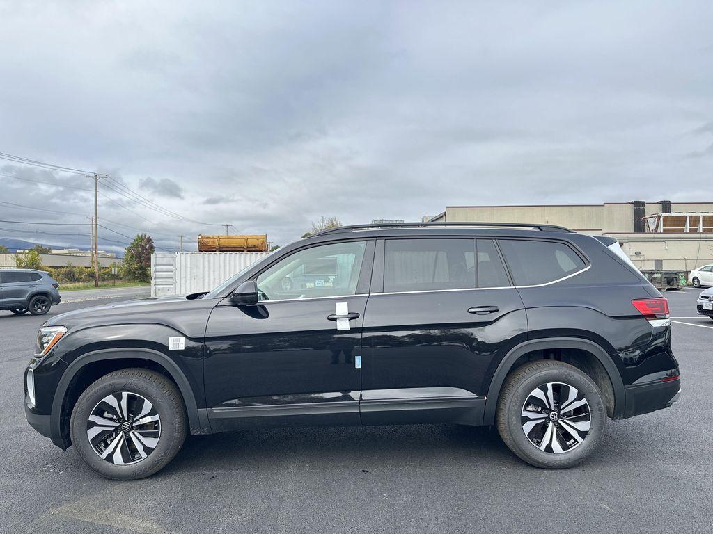 new 2026 Volkswagen Atlas car, priced at $40,329