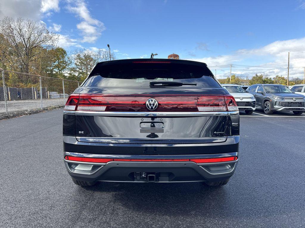 new 2026 Volkswagen Atlas Cross Sport car, priced at $46,533